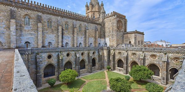 mosteiro-alentejo 